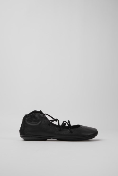 Exclusive Camper Right Black Ankle Boots For Women