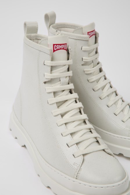 Design Brutus White Mirum Ankle Boots For Women Camper