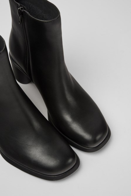 Design Meda Black Leather Boots For Women Camper
