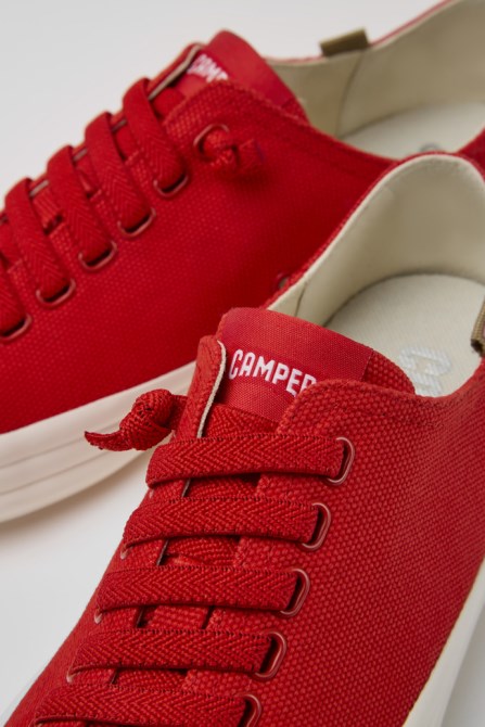 Hoops Exclusive Camper