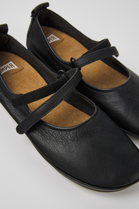 Right Black Leather Ballerinas For Women Camper New Arrivals