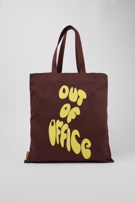 Exclusive Camper Conmigo Burgundy And Yellow Tote Bag