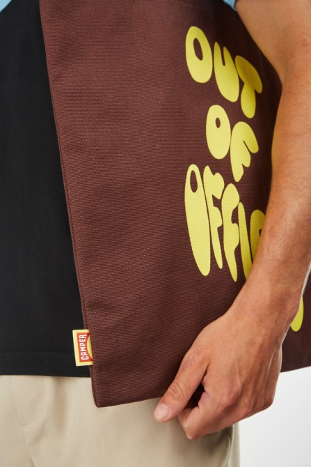 Exclusive Camper Conmigo Burgundy And Yellow Tote Bag